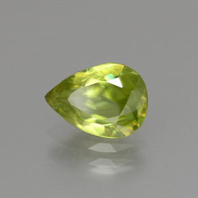 Sphène Vert clair naturelle En forme de poire, 1.73 ct, VS