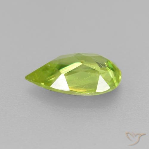 Sphène Jaune citron vif naturelle En forme de poire, 1.19 ct, VS-SI