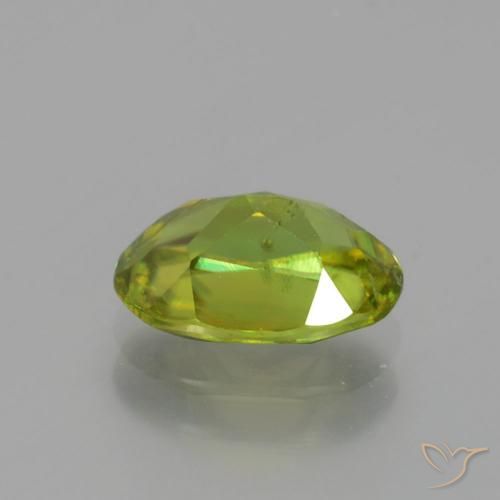 Sphène Vert clair naturelle ovale, 1.76 ct, SI