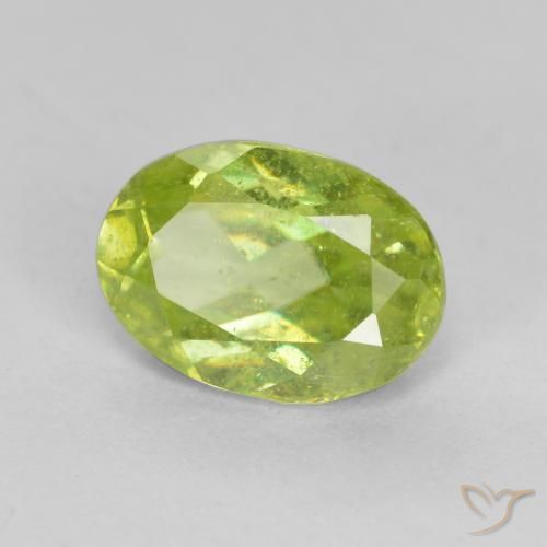 Sphène Vert clair naturelle ovale, 1.12 ct, SI
