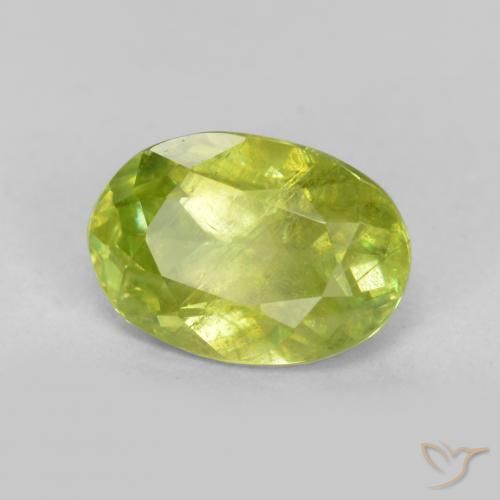 Sphène Vert clair naturelle ovale, 1.15 ct, SI