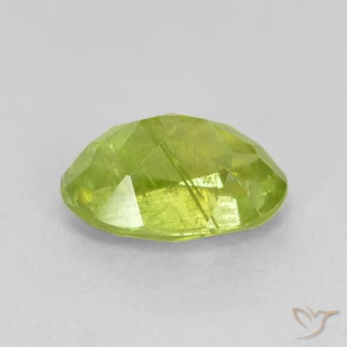 Sphène Vert clair naturelle ovale, 1.15 ct, SI