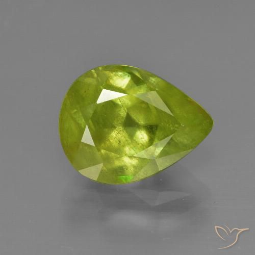 Sphène Vert éclatant naturelle En forme de poire, 3.09 ct, SI