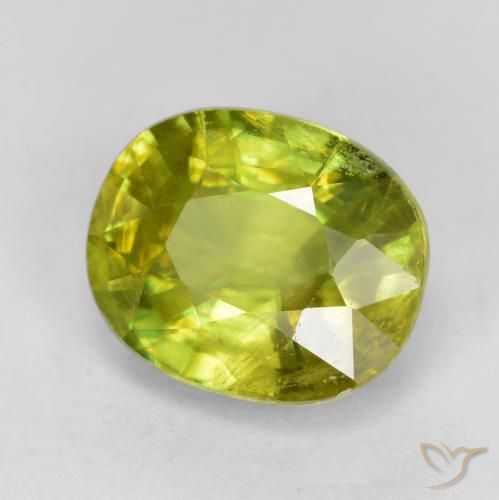 Sphène Vert moyen naturelle ovale, 1.75 ct, VS-SI