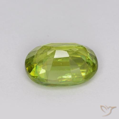 Sphène Vert clair naturelle ovale, 1.54 ct, VS-SI