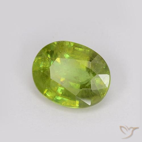 Sphène Vert clair naturelle ovale, 1.23 ct, VS-SI