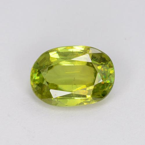 Sphène Vert terreux léger naturelle Coupe ovale, 1.14 ct, VS