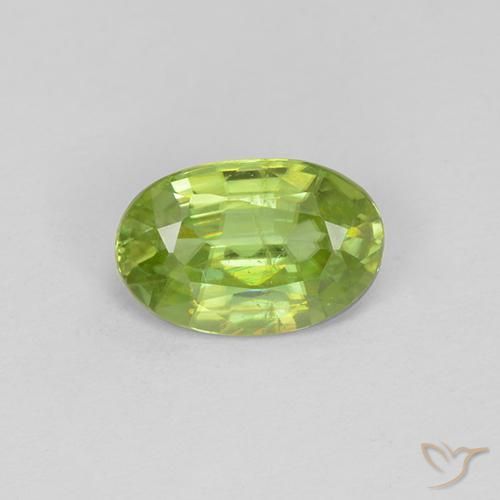 Sphène Vert éclatant naturelle ovale, 1.07 ct, VS