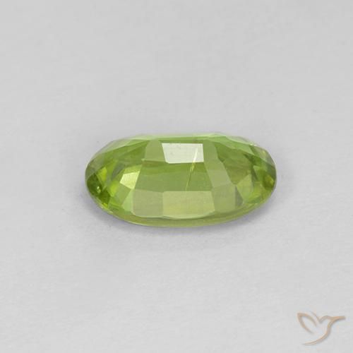 Sphène Vert éclatant naturelle ovale, 1.07 ct, VS