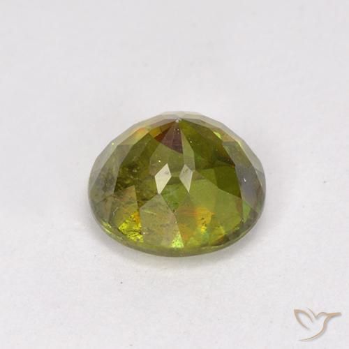 Sphène Vert jaunâtre naturelle Tour, 0.95 ct, VS-SI
