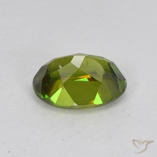 Sphène Forêt verte naturelle ovale, 1.03 ct, VVS-VS