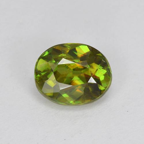 Sphène Forêt verte naturelle Coupe ovale, 0.73 ct, VVS