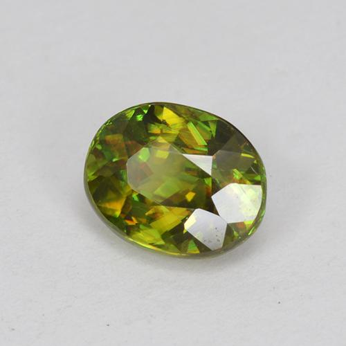 Sphène Forêt verte naturelle Coupe ovale, 0.73 ct, VVS
