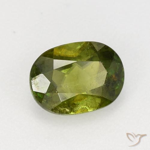 Sphène Vert moyen-foncé naturelle ovale, 0.81 ct, VS-SI