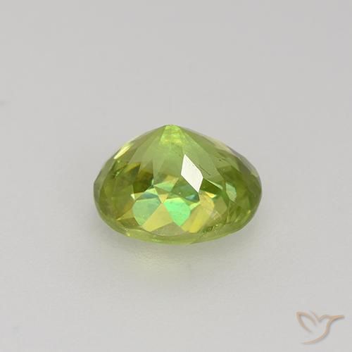 Sphène Jaune citron vif naturelle ovale, 1.22 ct, VS-SI
