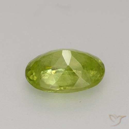 Sphène Jaune citron vif naturelle ovale, 1.19 ct, VS-SI