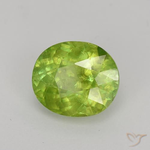 Sphène Vert moyen naturelle ovale, 2.47 ct, VS-SI