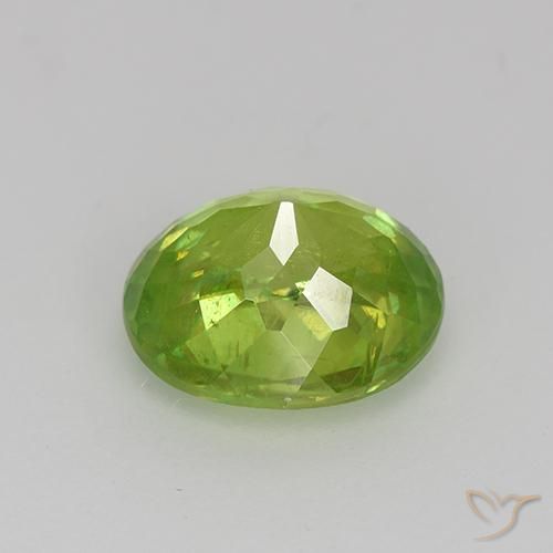 Sphène Vert moyen naturelle ovale, 2.47 ct, VS-SI