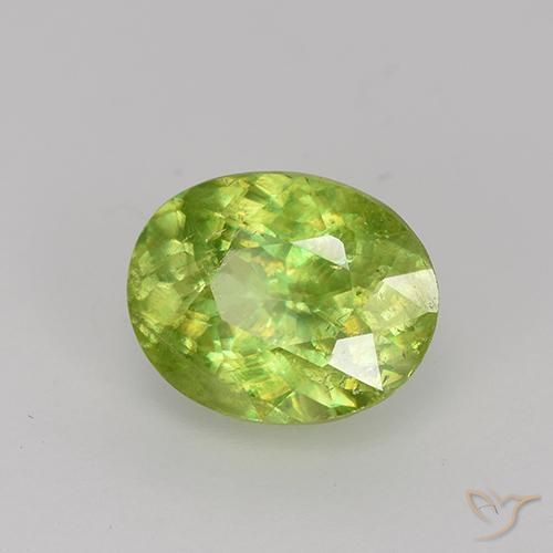 Sphène Vert éclatant naturelle Coupe ovale, 1.51 ct, VS-SI