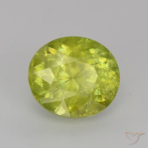Sphène Jaune moyen naturelle ovale, 2.65 ct, VS-SI