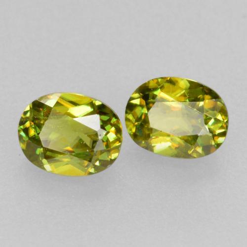Achetez naturel 0.40ct Vert moyen Sphène gems, Coupe ovale, En provenance Sri Lanka chez GemSelect. En stock, livraison internationale!