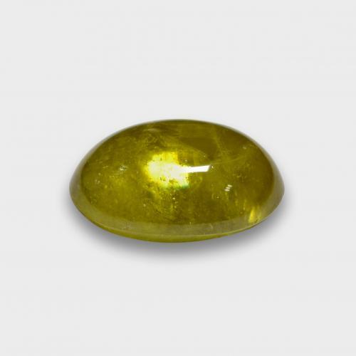 Sphène jaune naturelle coupe ovale, 3,88 ct, translucide