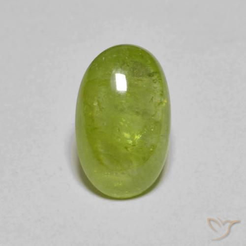 Sphène vert naturelle coupe ovale, 2,33 ct, translucide