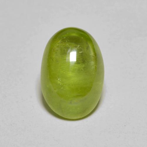 Sphène Olive verte naturelle Coupe ovale, 3.00 ct, Translucide