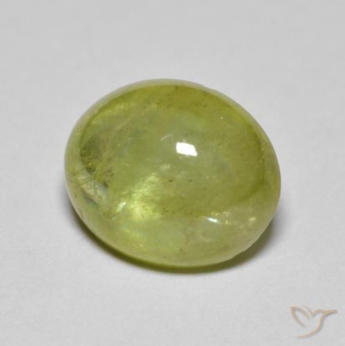 Sphène Olive verte naturelle ovale, 2.88 ct, Transparent