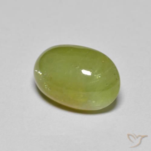 Sphène Vert clair naturelle ovale, 3.10 ct, Translucide