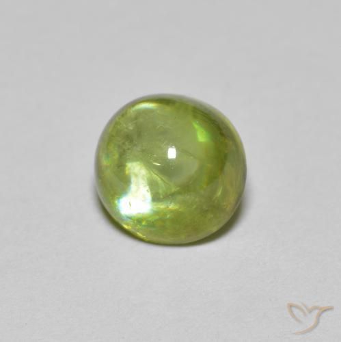 Sphène Medium Light Green naturelle ovale, 1.46 ct, Transparent