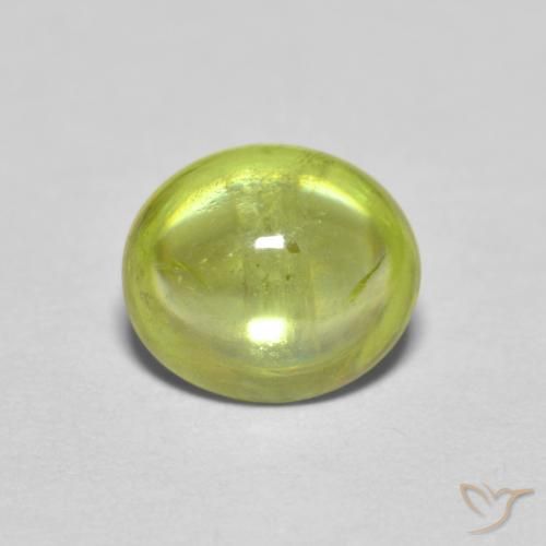 1.17ct Naturel Vert forêt chaud Sphène, ovale, Transparent