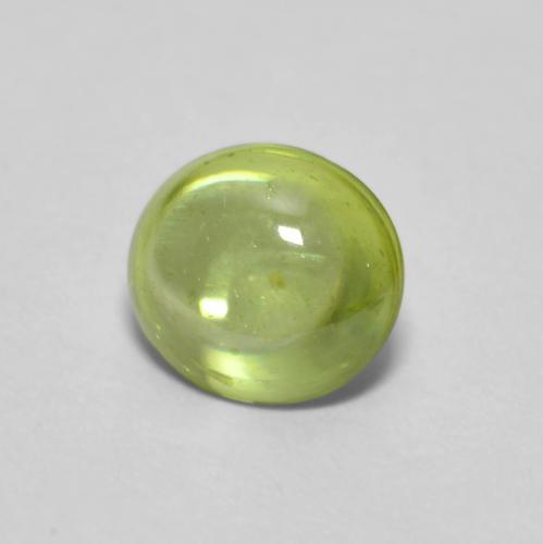Sphène vert naturelle coupe ovale, 0,66 ct, transparent