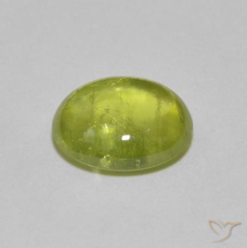 Sphène Jaune moyen naturelle ovale, 2.27 ct, Transparent