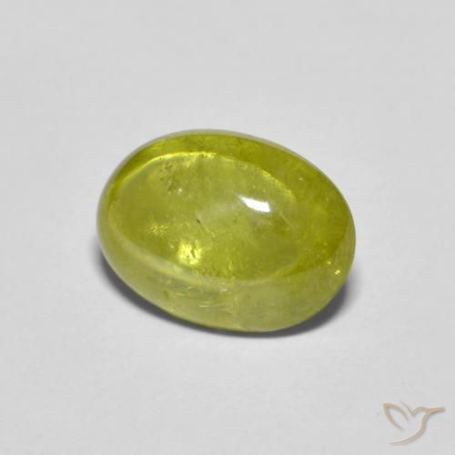 Sphène Vert chaud et terreux naturelle ovale, 2.06 ct, Transparent