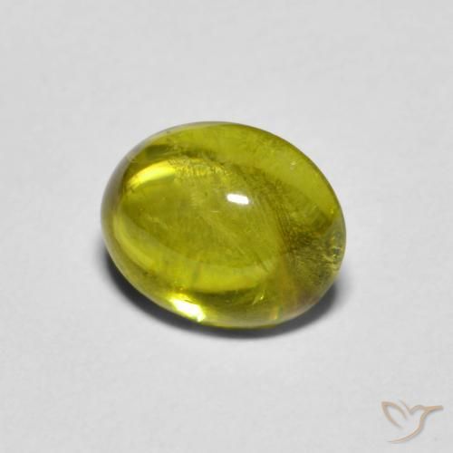 Sphène Vert jaunâtre naturelle ovale, 1.63 ct, Transparent
