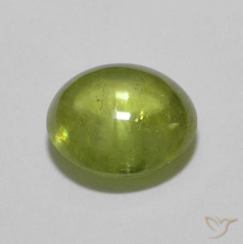 Sphène Olive verte naturelle ovale, 1.15 ct, Transparent