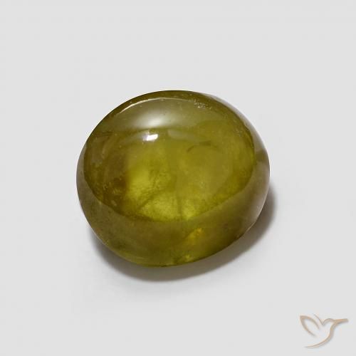 Sphène Vert jaunâtre naturelle ovale, 2.08 ct, Transparent