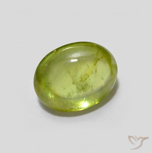 Sphène Olive verte naturelle ovale, 1.76 ct, Transparent