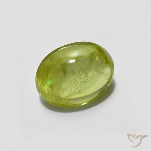 Sphène Olive verte naturelle ovale, 1.32 ct, Transparent