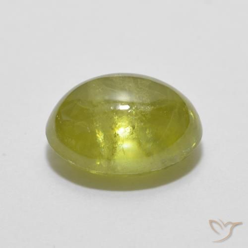 Sphène Vert clair naturelle ovale, 2.40 ct, Transparent
