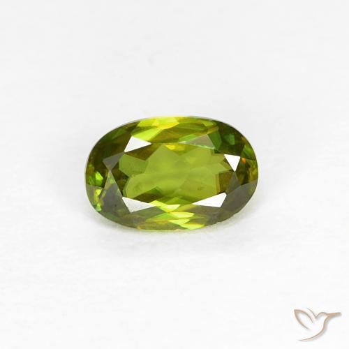 0.38ct Naturel Medium Dark-Green Sphène, ovale, VS