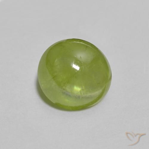Sphène Olive verte naturelle ovale, 1.52 ct, Transparent