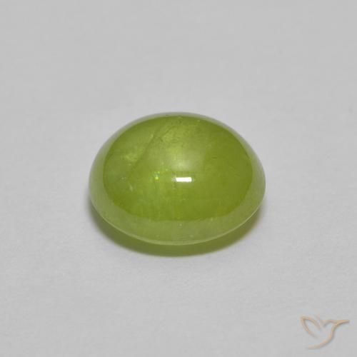 Sphène Olive verte naturelle ovale, 1.52 ct, Transparent