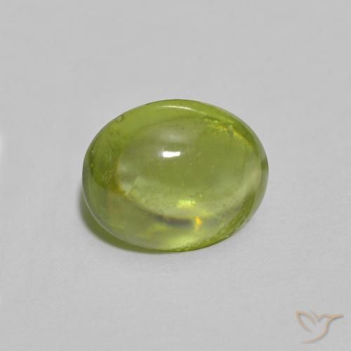 Sphène Olive verte naturelle ovale, 1.50 ct, Transparent