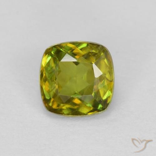 0.48ct Naturel Vert moyen Sphène, Coussin, VVS-VS