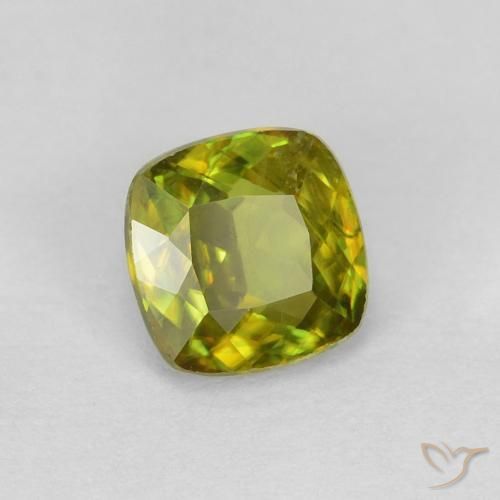 Sphène Vert moyen naturelle Coussin, 0.48 ct, VVS-VS