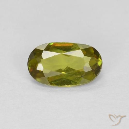 0.34ct Naturel Vert chaud et terreux Sphène, ovale, VVS-VS