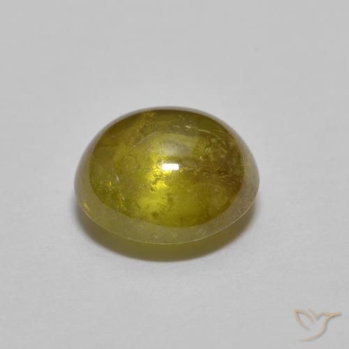 Sphène Doré terreux naturelle ovale, 1.36 ct, Transparent