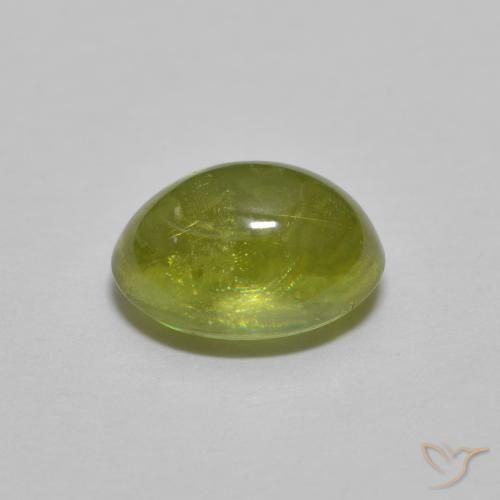 Sphène Vert jaunâtre vif naturelle ovale, 1.15 ct, Transparent